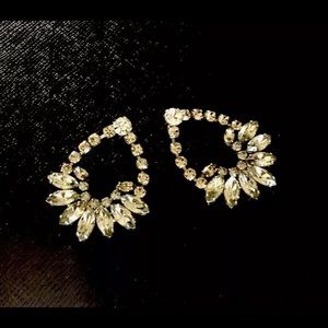 Gorgous Long Diamond Earnings (atomic diamonds)